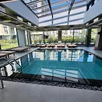 Apartamento Pool View Azur Deluxe & *