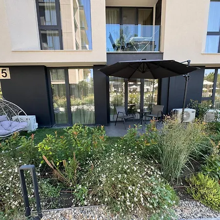 Pool View Azur Deluxe & * Varna